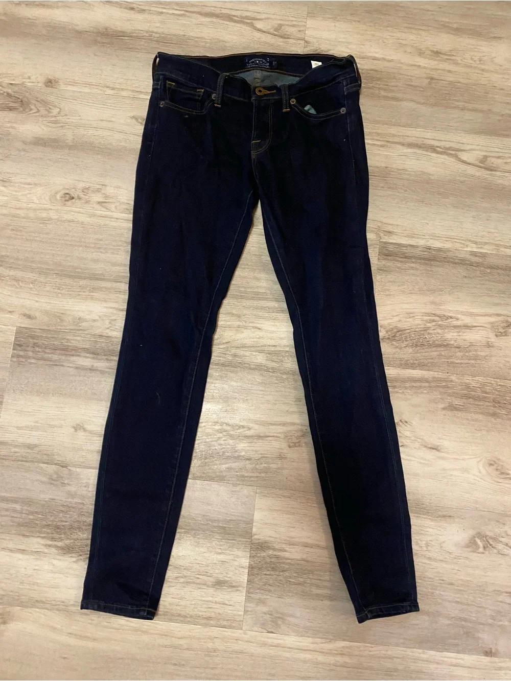 Lucky Brand Charlie Skinny Dark Blue Jeans